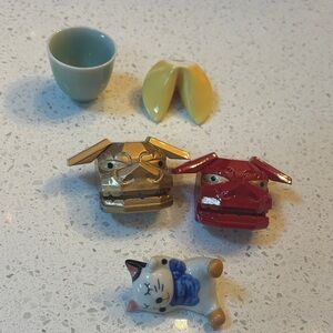 Lion Dance Chopsticks Rest, Kaga Lion Head, Celebration, fortune cookie & kitty